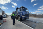 На дорогах Хабаровского края ведется весогабаритный контроль