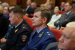 "В домах должно быть тепло": губернатор Дмитрий Демешин держит на личном контроле прохождение отопительного сезона
